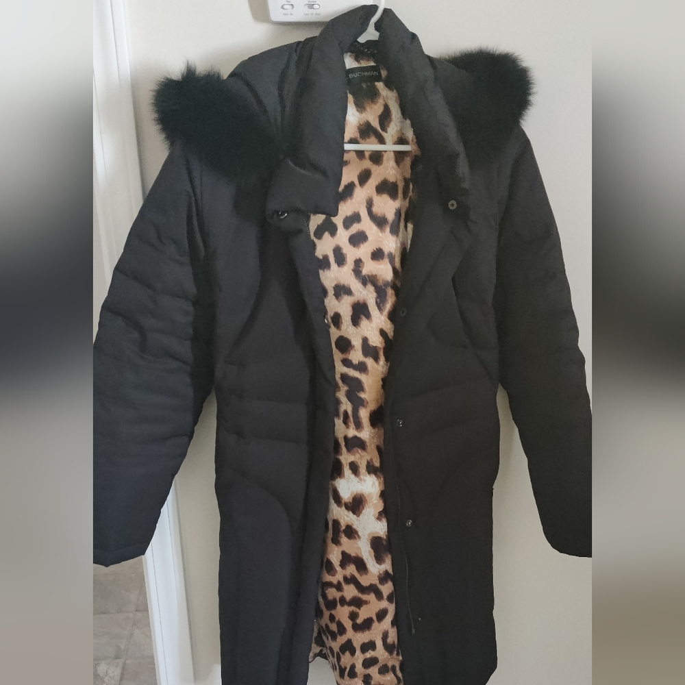 Coat. - Picture 3 of 5